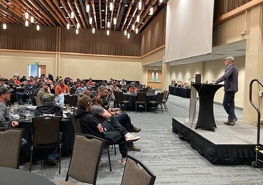Me addressing the Snow Conference throng -- about 200 nieve loving souls. Rapt attention regarding how many square millimeters of bearing surface there are in the tech binding boot/binding interface. The only thing missing were books to sign, I'm working on that...